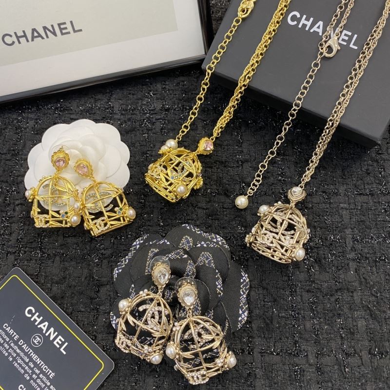 Chanel Necklaces